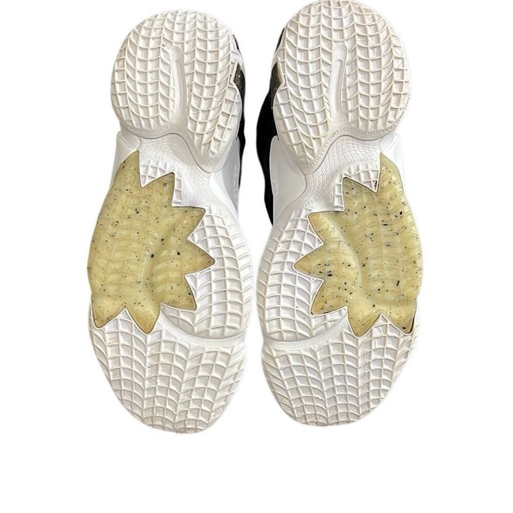 Men’s Adidas  - Picture 9 of 11
